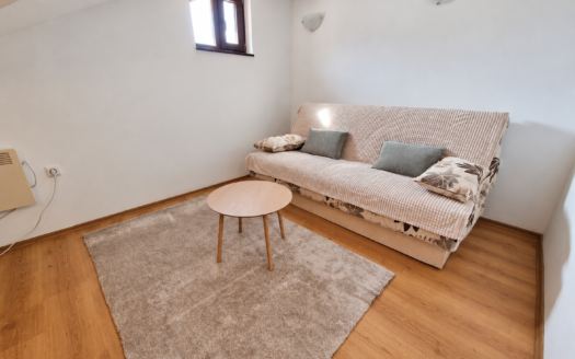 Top floor 1-bedroom apartment with the under market price in Royal Park Bansko