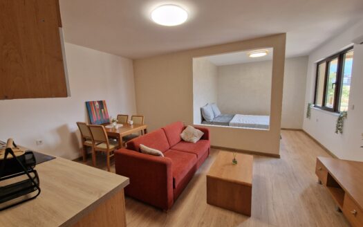 Cozy studio apartment after renovation in a Residential building in Bansko