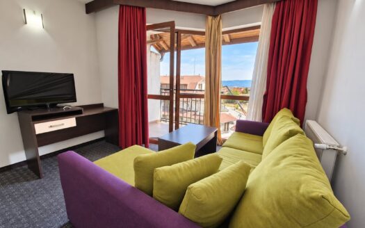 Attractive Apartment with Mountain Views in Guinness, Bansko near the Gondola ski lift